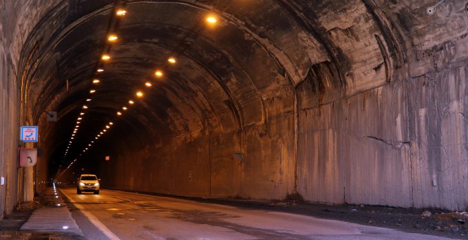 %89’u tamamlandı, dünyanın ikinci, Avrupa’nın en uzun tüneli Zigana’da sona geliniyor