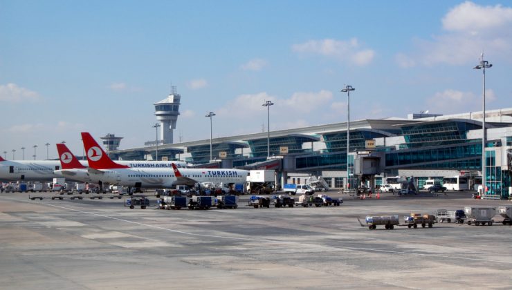 İstanbul ve Sabiha Gökçen Havalimanları tatil dönüşü en yüksek yolcu sayısına ulaştı