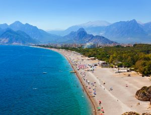 Antalya 8 ayda 5 milyonu aşkın turisti ağırladı