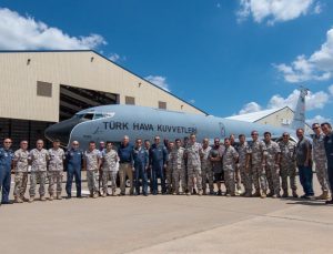 Modernize olan ilk KC-135R Blok 45 tanker uçağı TSK’ya teslim edildi