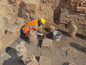 Hıdırlık Kulesi’ndeki kazılarda yeni buluntulara rastlandı