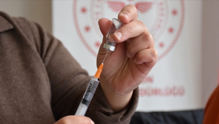 Sağlık Bakanı Koca: Kovid-19 aşısı olmayanların oranı yüzde 8’den az