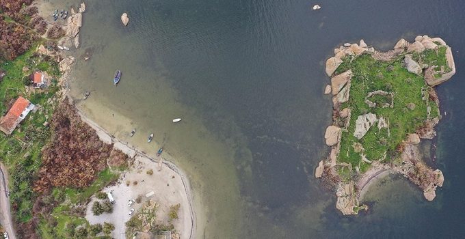 Su seviyesi yükselen Bafa Gölü eski manzarasına kavuştu