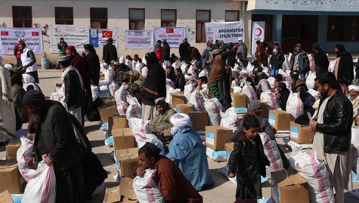 ‘İyilik Treni’nin ilk yardımları Afganistan’ın Herat kentine ulaştı